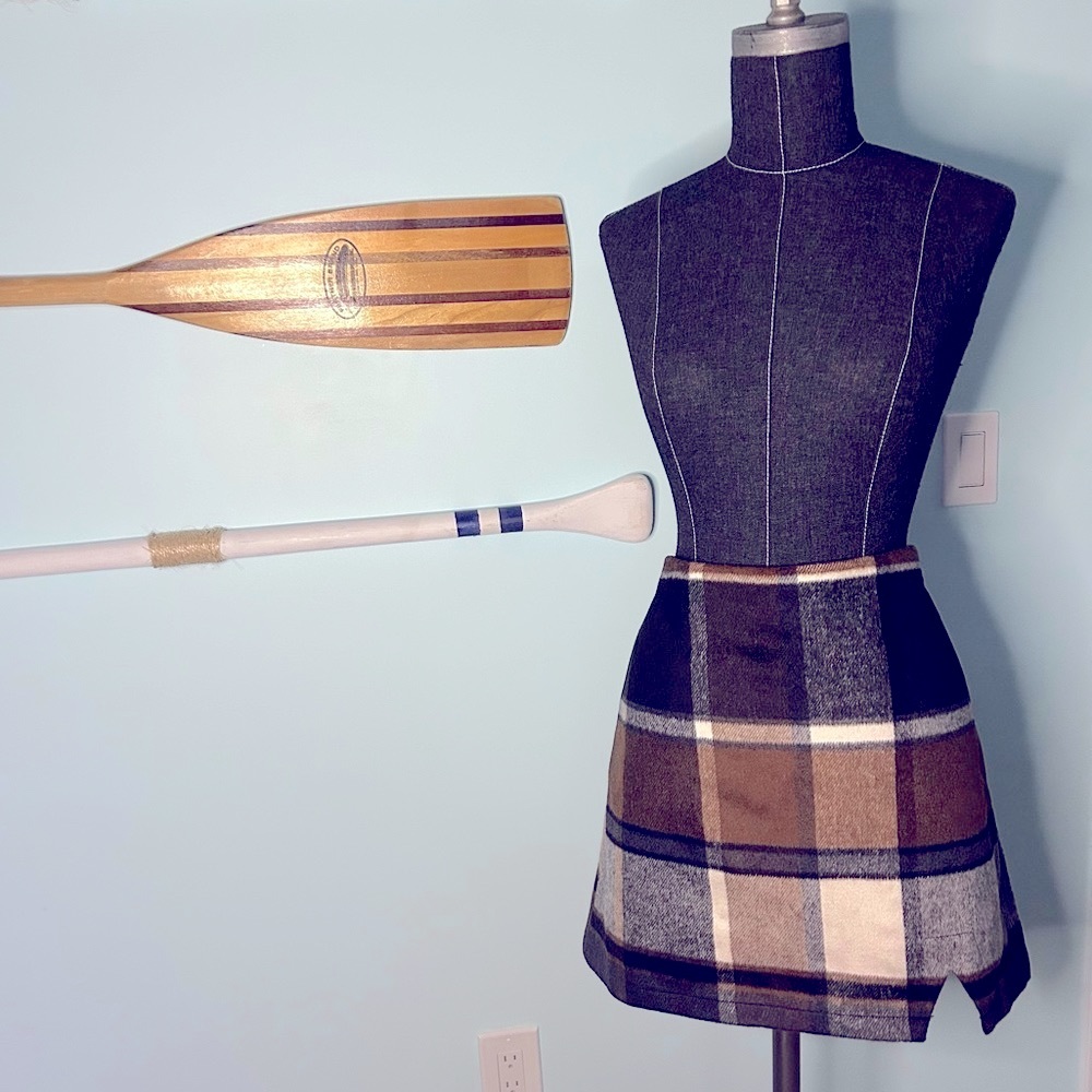 **NWOT** Chic Wish chic + Check Wool blend mini skirt- Plaid